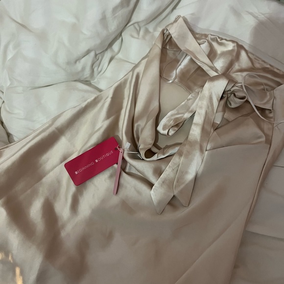 BEGINNING BOUTIQUE mini dress - Picture 3 of 3